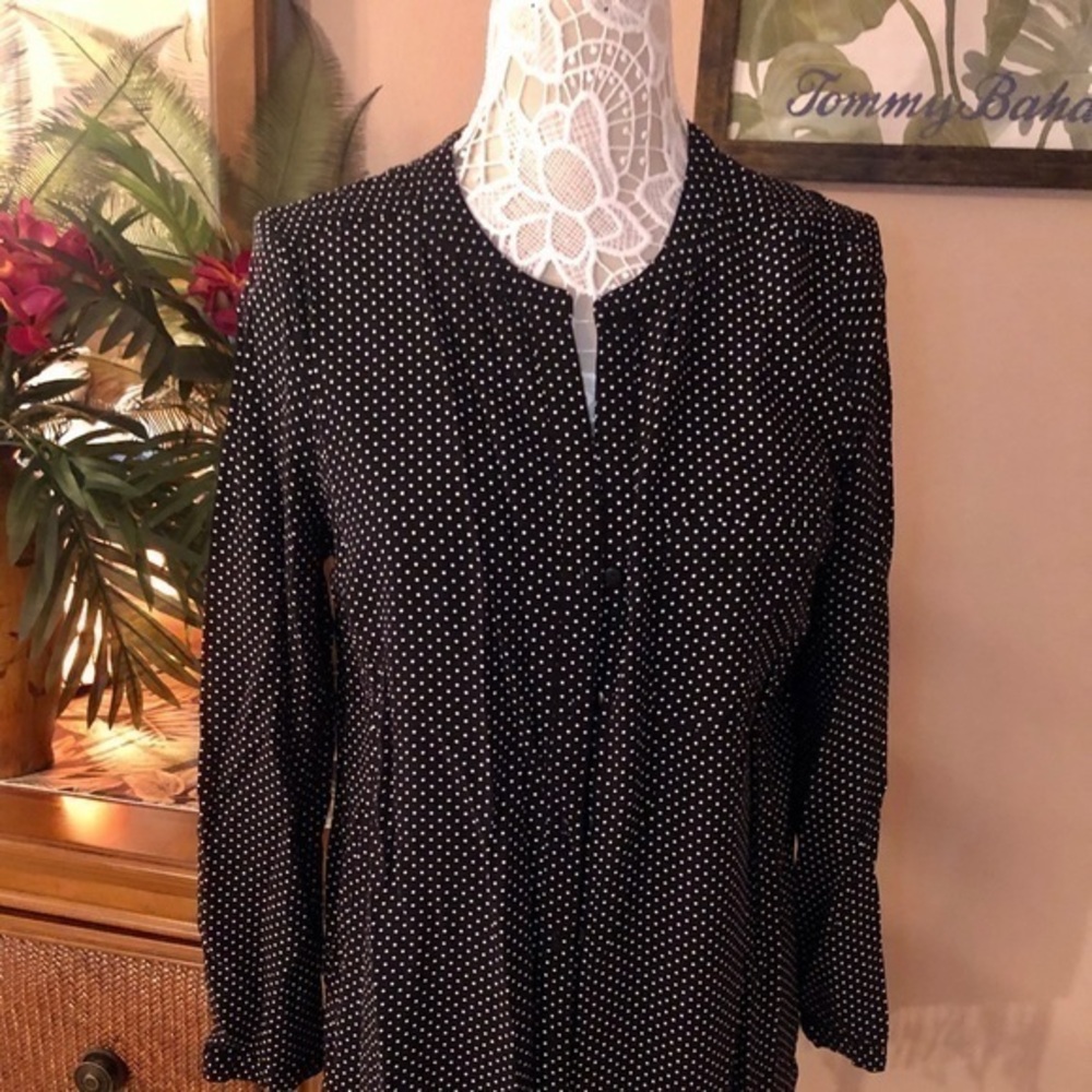 🌸C22-CLEARANCE - Dr 2 Polka Dot Blouse💙
